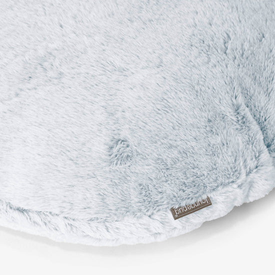 Kulatý Povlak na Polštář 50cm - Umělá králičí kožešina Pudrově modrá 02