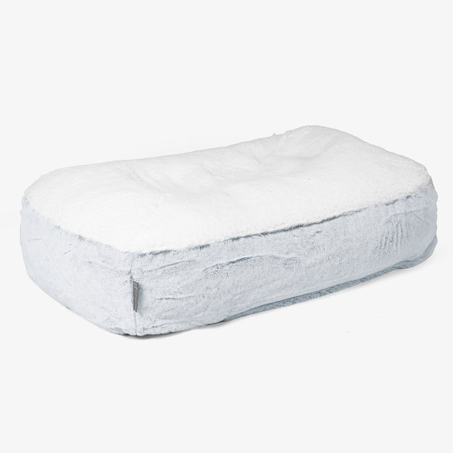 Střední pelíšek pro psy Sloucher - Umělá králičí kožešina Pudrově modrá 01