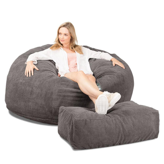 LOUNGE PUG, CloudSac 1010 XXL - XXL sedací vak ve tvaru pohovky z paměťové pěny (NOVÝ DESIGN),Pom pom Tmavě šedá