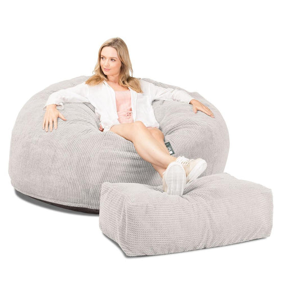 LOUNGE PUG, CloudSac 1010 XXL - XXL sedací vak ve tvaru pohovky z paměťové pěny (NOVÝ DESIGN),Pom pom Slonovinová