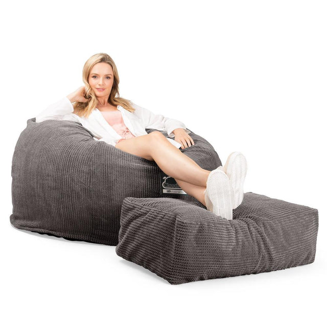 LOUNGE PUG, CloudSac 510 XL - XL sedací vak z paměťové pěny (NOVÝ DESIGN),Pom pom Tmavě šedá