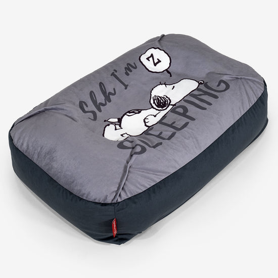 Snoopy Střední pelíšek pro psy Sloucher - Spaní 01