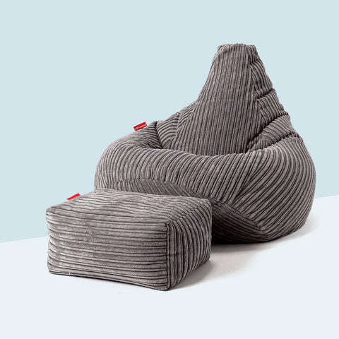 Lounge Pug® sedací vaky s opěrkou na záda jsou ideální všestranné beanbagy. Tyto sedací vaky jsou vyrobeny pro dospělé uživatele, ale s oblibou je budou používat také děti.
