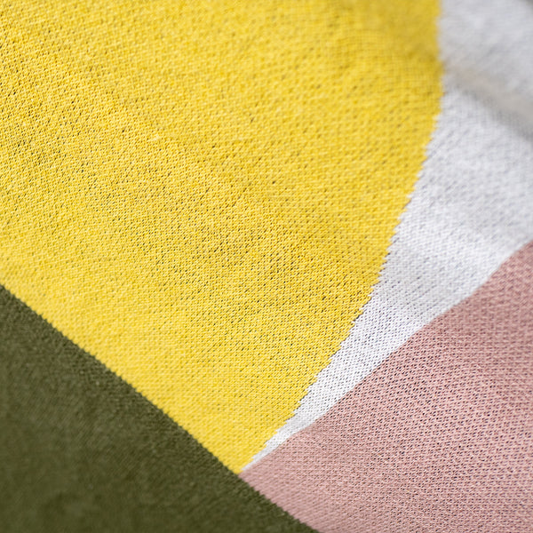 Přehoz na pohovku / deka - Pletený Geometrický Barevný Blok Zelená Fabric Close-up Image