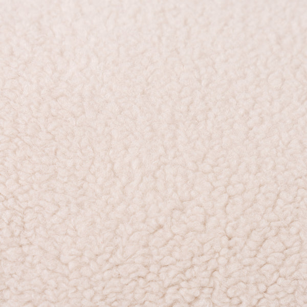 Vyhřívaný polštář 45 x 45cm - Sherpa Kerman Fabric Close-up Image