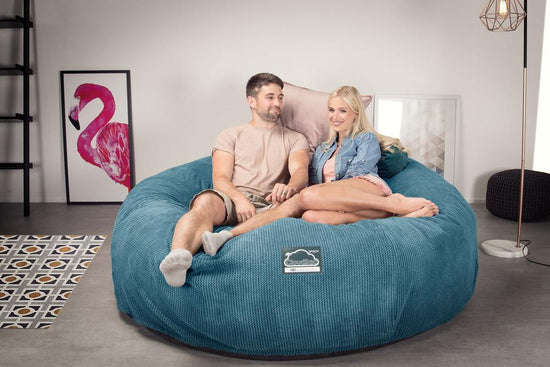 LOUNGE PUG, CloudSac 3000 XXXL - obří sedací vak ve tvaru pohovky/dvousedačky z paměťové pěny (King Size),Pom pom Modrozelená