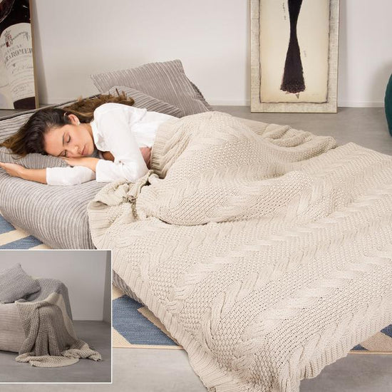 Avery - rozkládací futon, rozkládací postel, postel pro hosty od Lounge Pug, Manšestr Norek