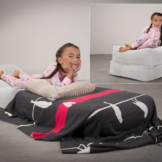 Avery - rozkládací futon, rozkládací postel, postel pro hosty od Lounge Pug,Pom pom Slonovinová