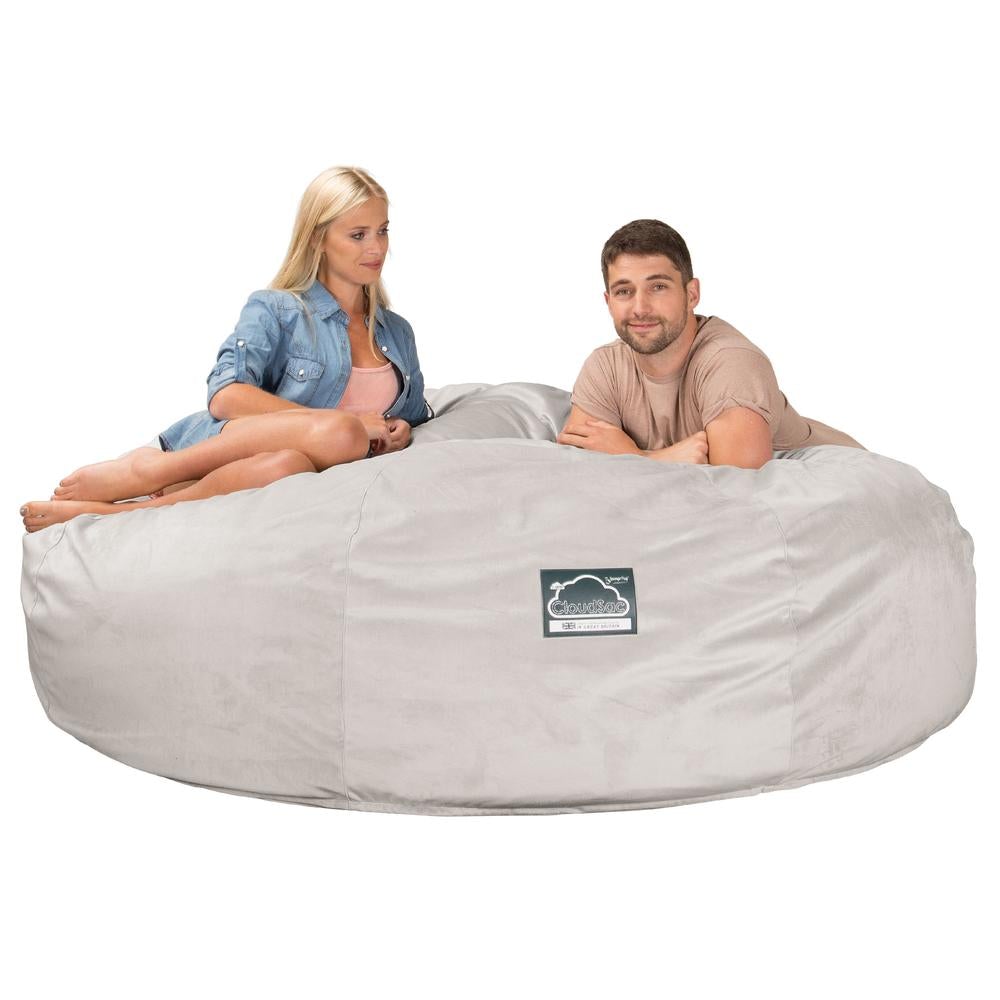 LOUNGE PUG, CloudSac 3000 XXXL - obří sedací vak ve tvaru pohovky/dvousedačky z paměťové pěny (King Size),Samet Stříbrná