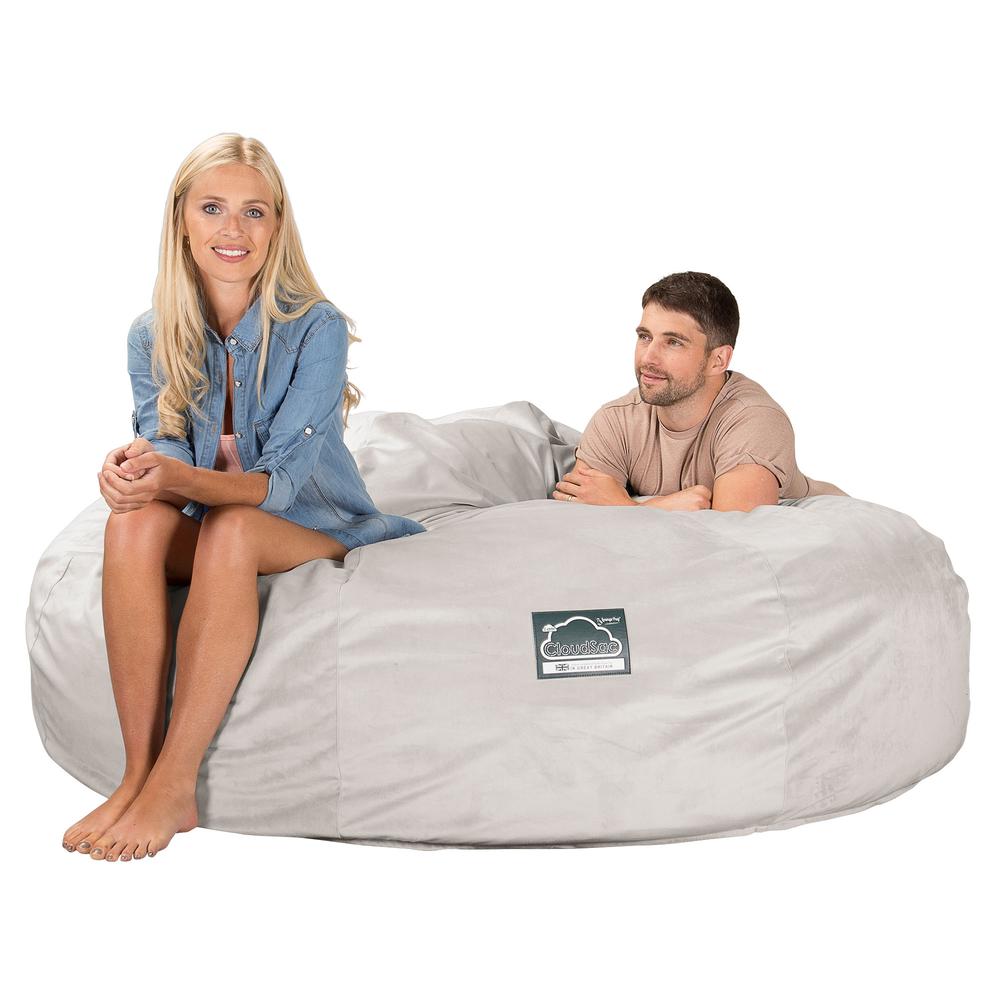 LOUNGE PUG, CloudSac 3000 XXXL - obří sedací vak ve tvaru pohovky/dvousedačky z paměťové pěny (King Size),Samet Stříbrná