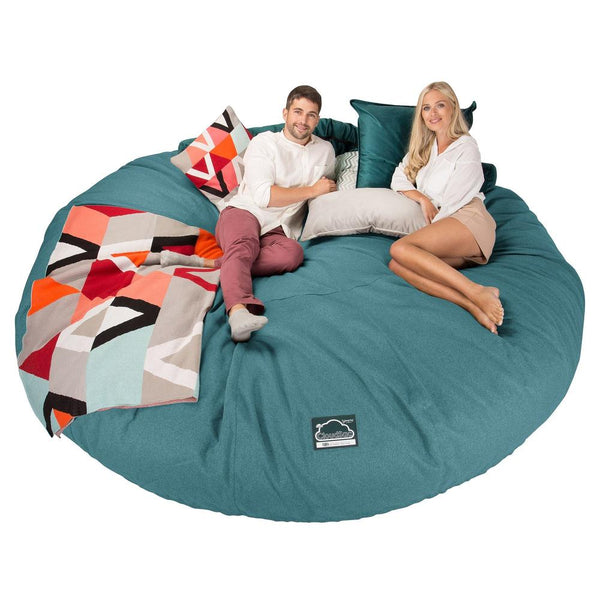 LOUNGE PUG, CloudSac 5000 XXXXXL - gigantický sedací vak ve tvaru pohovky z paměťové pěny,Vlna Interalli Akvamarínová