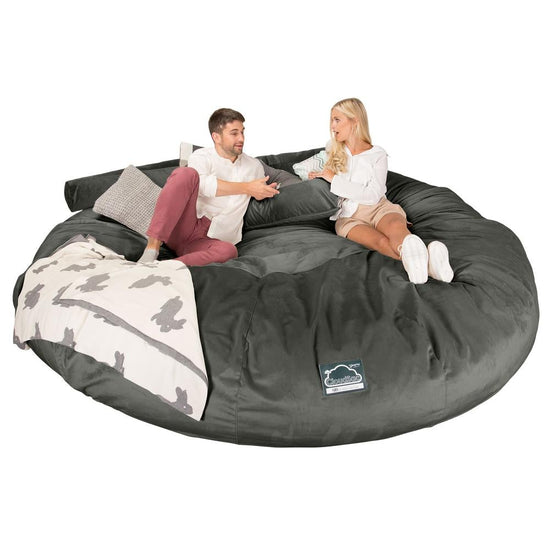 LOUNGE PUG, CloudSac 5000 XXXXXL - gigantický sedací vak ve tvaru pohovky z paměťové pěny,Samet Tmavomodrá šeď