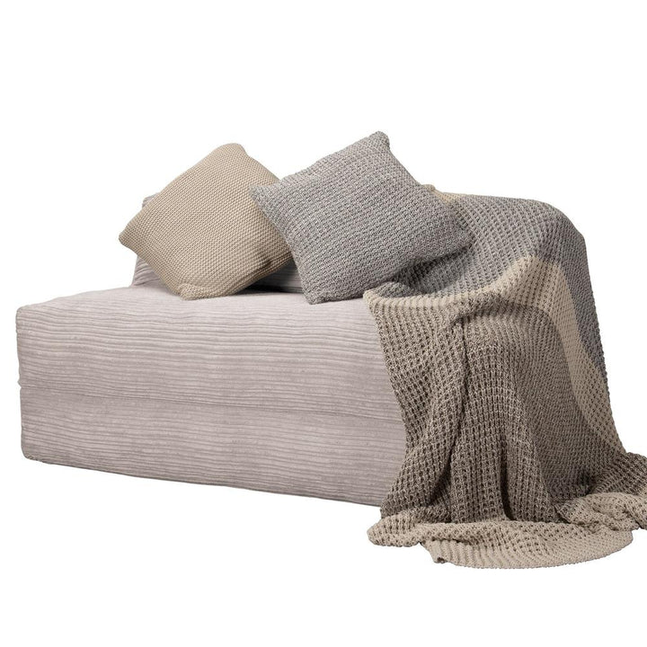 Avery - rozkládací futon, rozkládací postel, postel pro hosty od Lounge Pug, Manšestr Slonovinová
