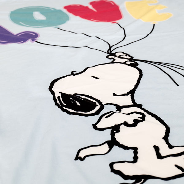 Snoopy Přehoz / Přikrývka Sherpa - Slogan o lásce Fabric Close-up Image